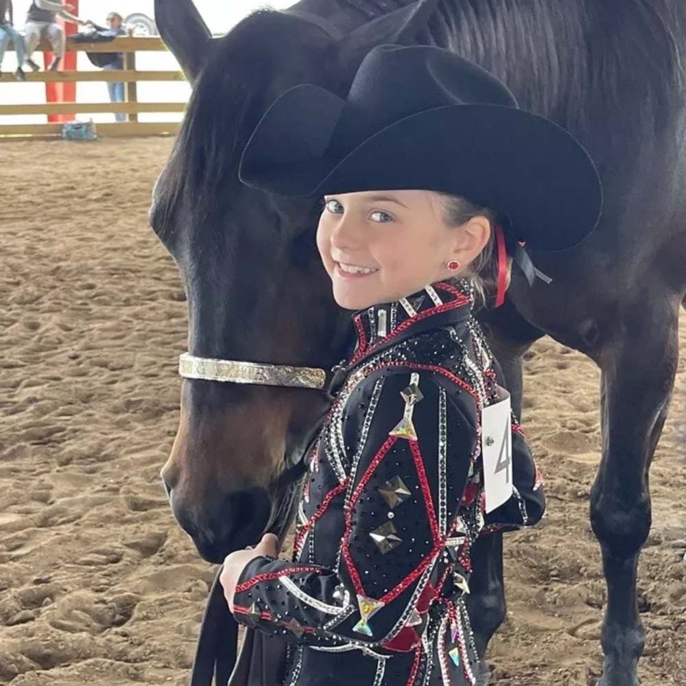 Youth Black and Red Embellished showmanship Jacket - Picture 4 of 11